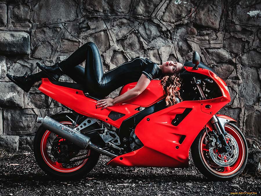 Beautiful girl Beautiful girls and motorcycles in Ansan